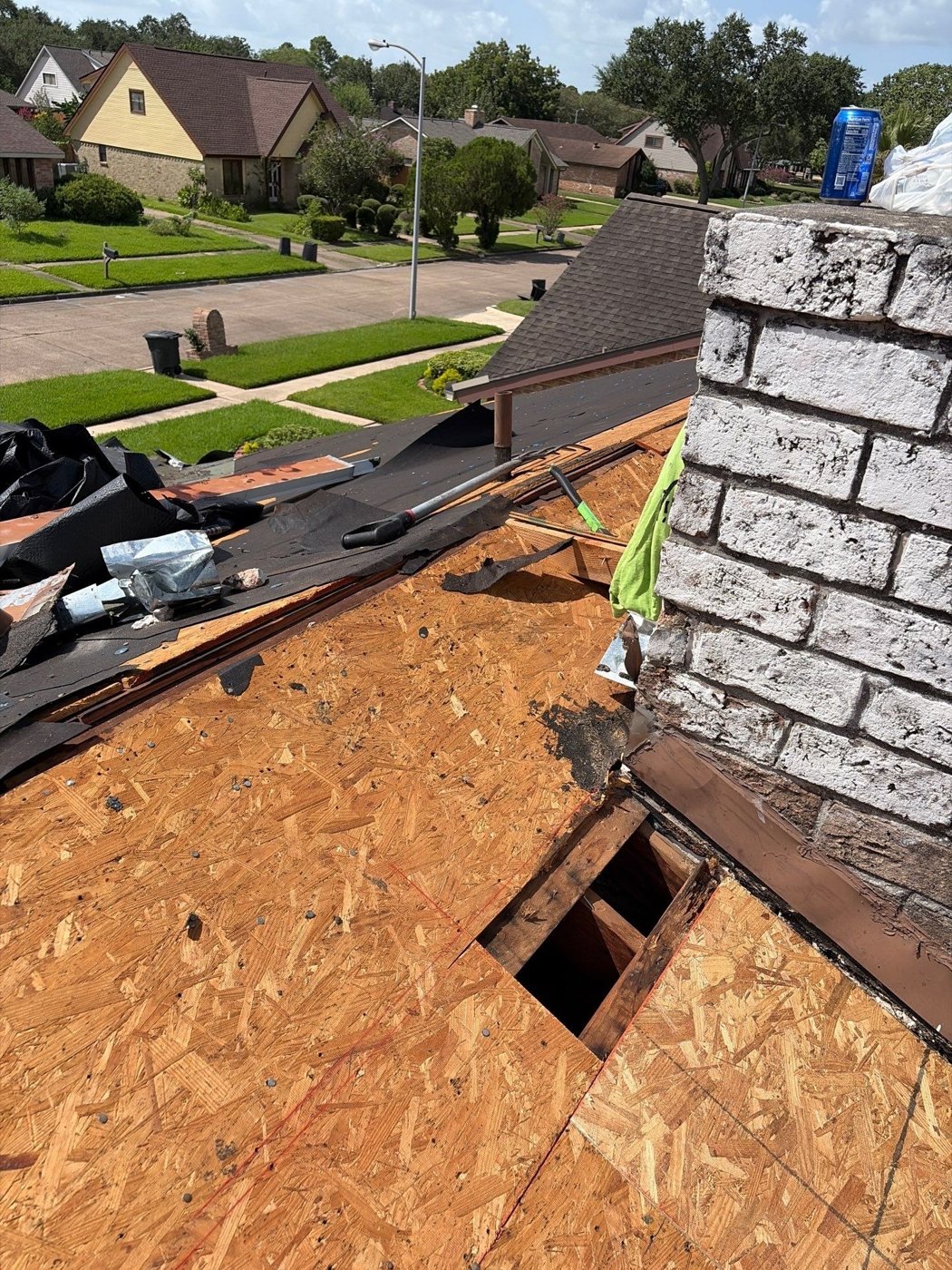 Visual of effective roofing marketing techniques