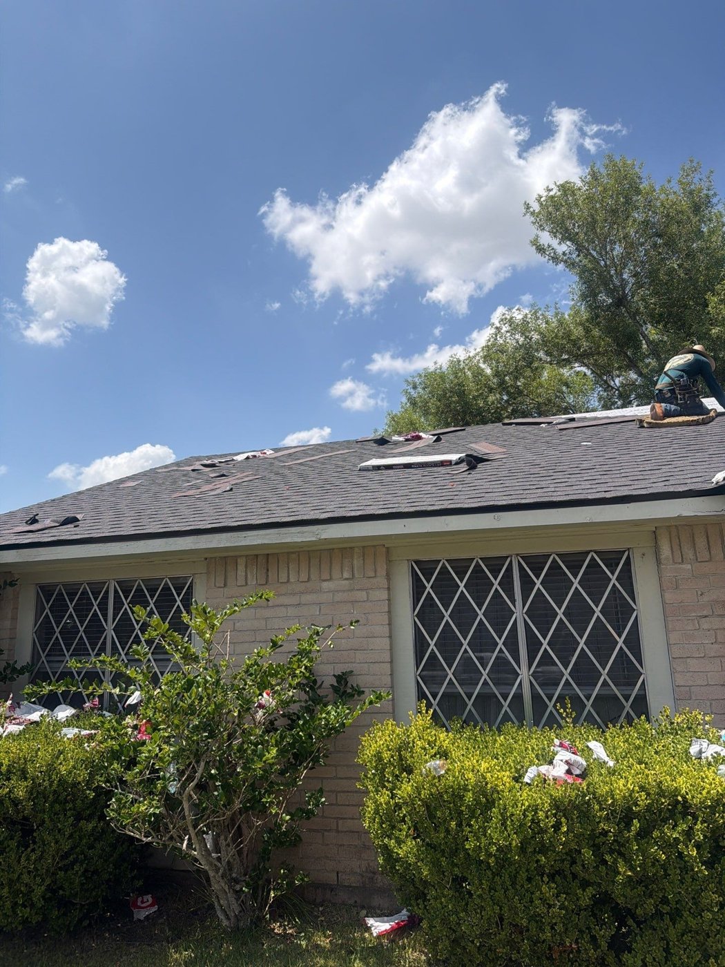 Shingle roof installation process step-by-step