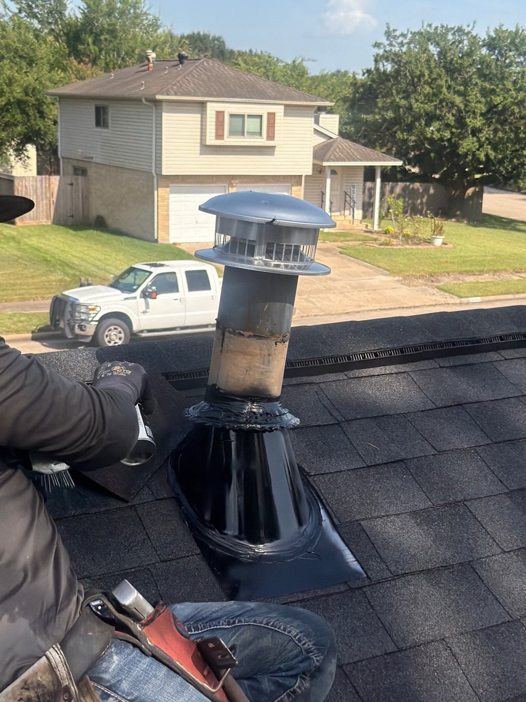 Commission structure breakdown for roofing sales.